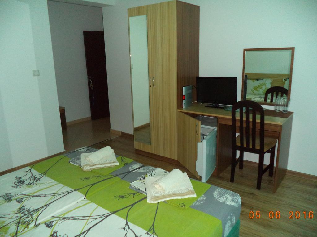 Къща за гости Свети Георги Hotel Созопол Екстериор снимка